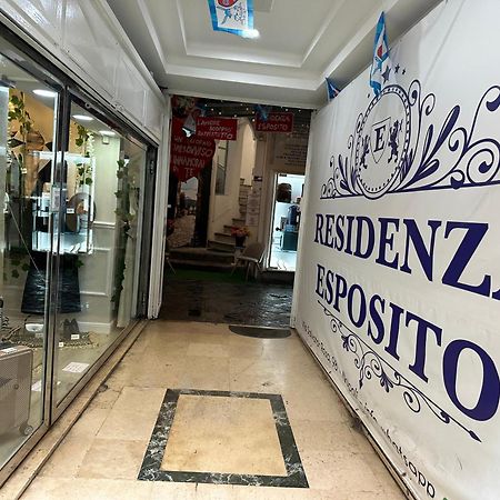 Residenza Esposito Economy Rooms Napoli Eksteriør billede