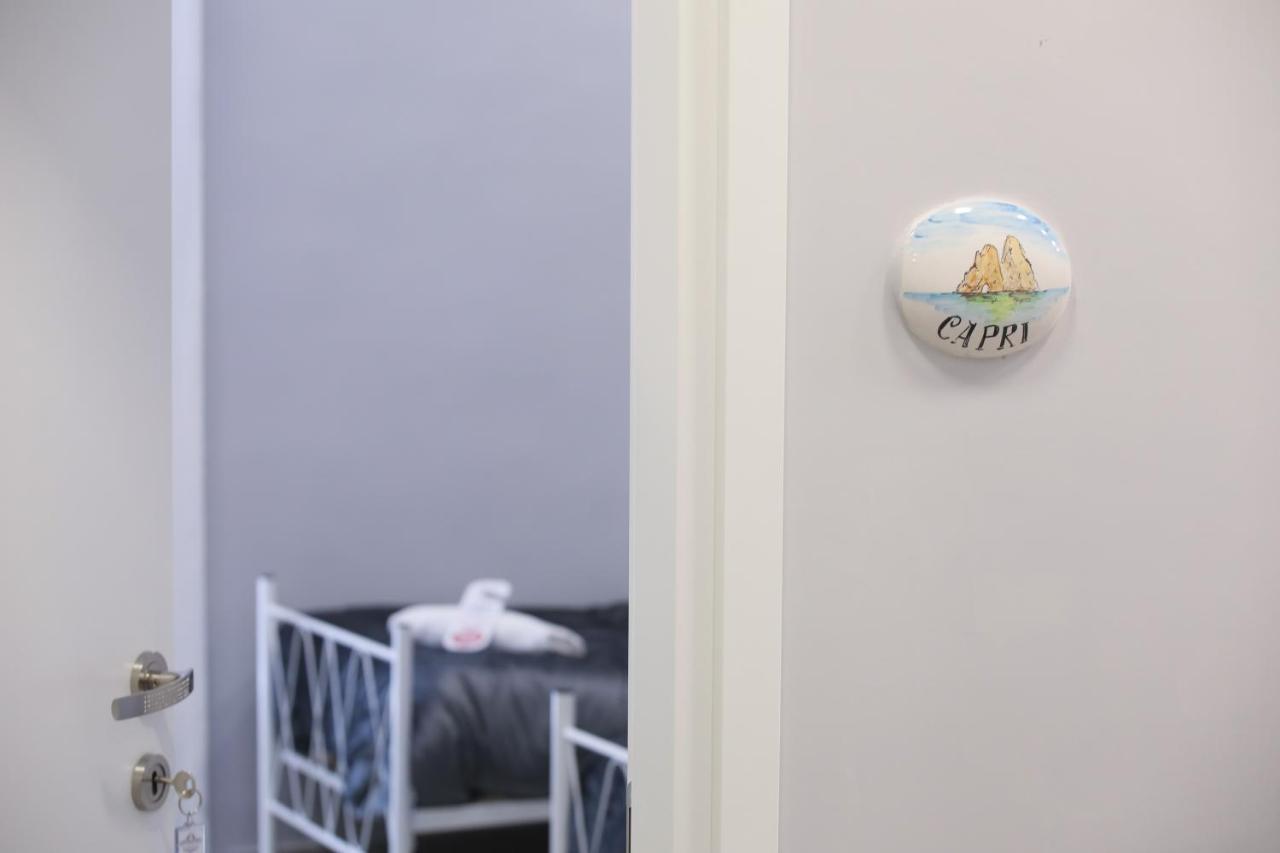 Residenza Esposito Economy Rooms Napoli Eksteriør billede