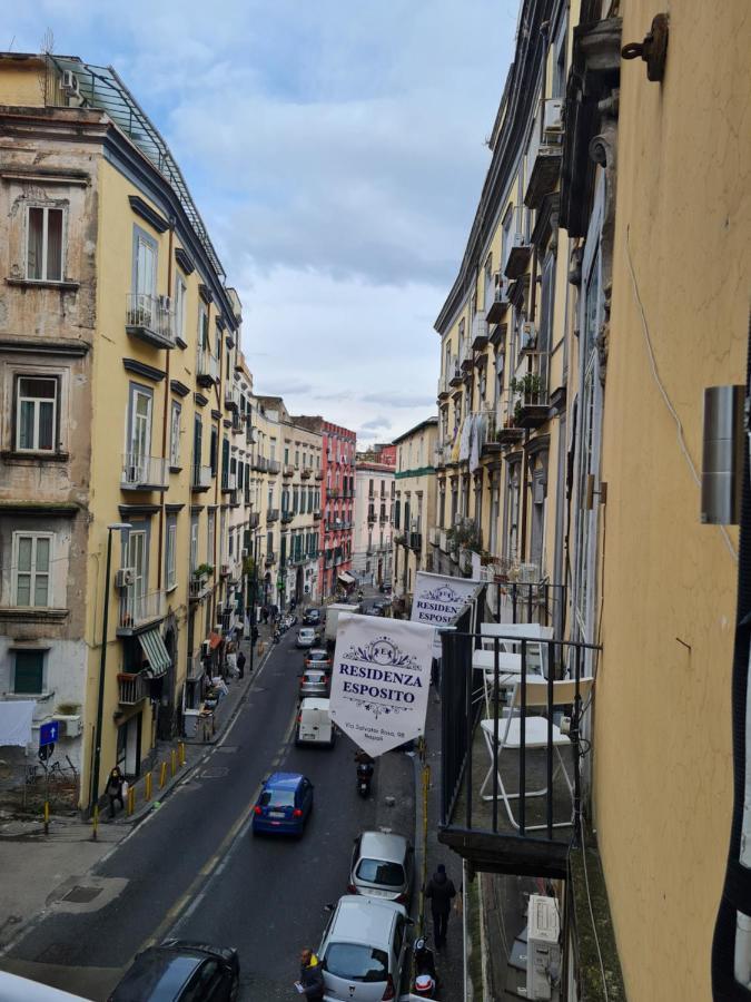 Residenza Esposito Economy Rooms Napoli Eksteriør billede