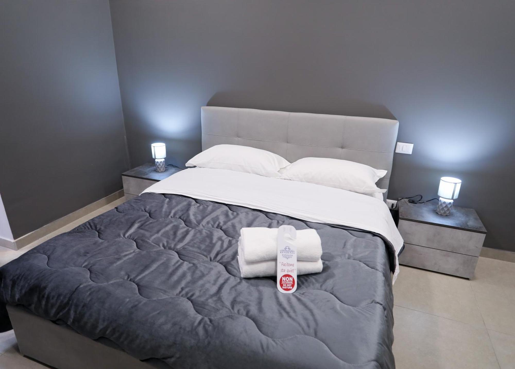 Residenza Esposito Economy Rooms Napoli Værelse billede